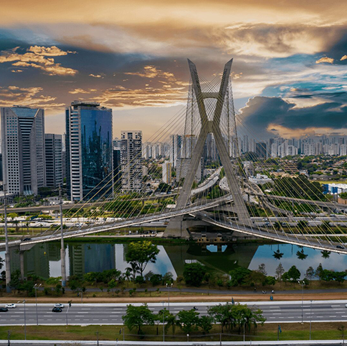 image-overlay